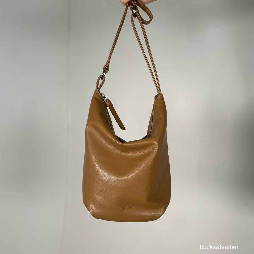 Bucks & Leather 3 ways Bucket Bag