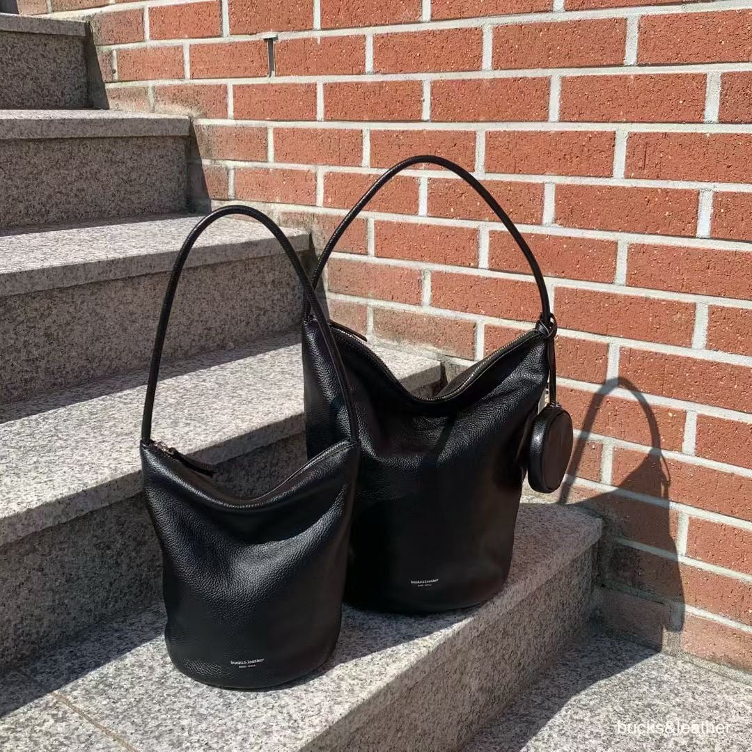 Bucks & Leather Classic Bucket bag