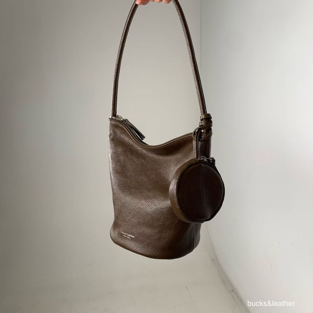 Bucks & Leather Classic Bucket bag
