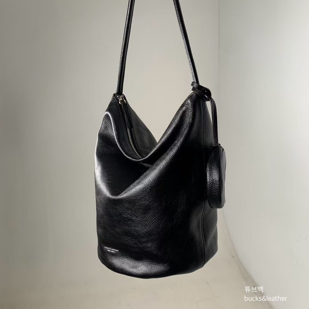 Bucks & Leather Classic Bucket bag