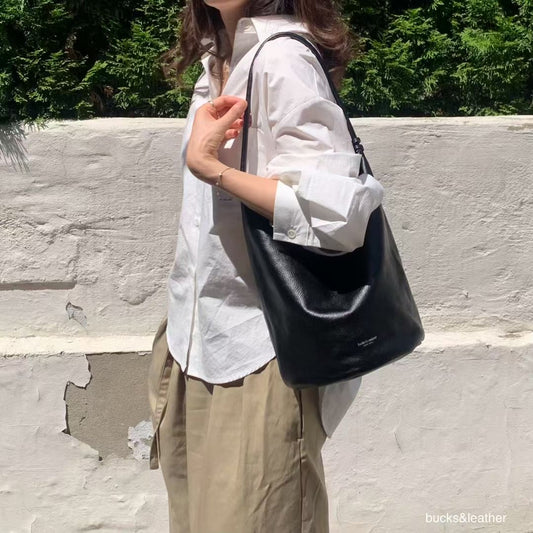 Bucks & Leather Classic Bucket bag