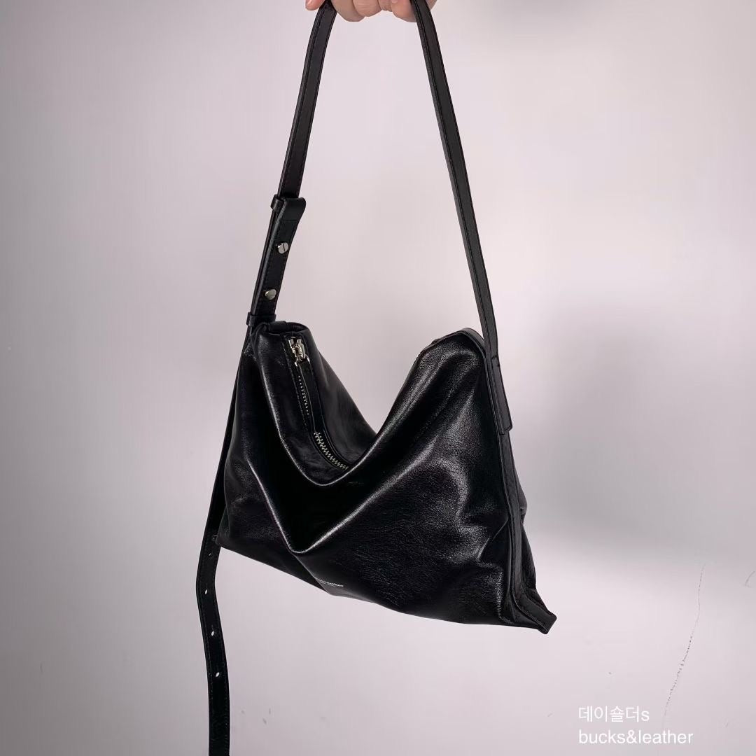 Bucks & Leather Causal-chic Shoulder & Crossbody Bag - Small