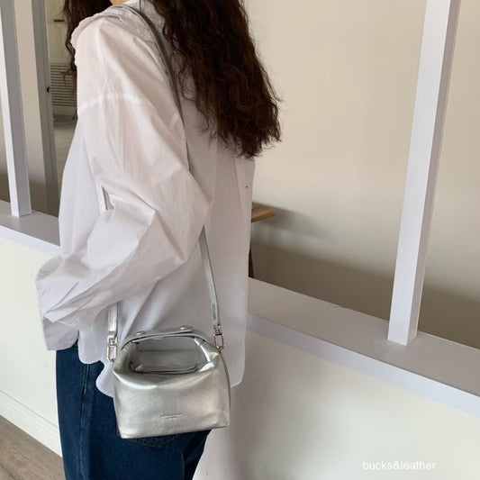 Bucks & Leather Snap-button Crossbody bag