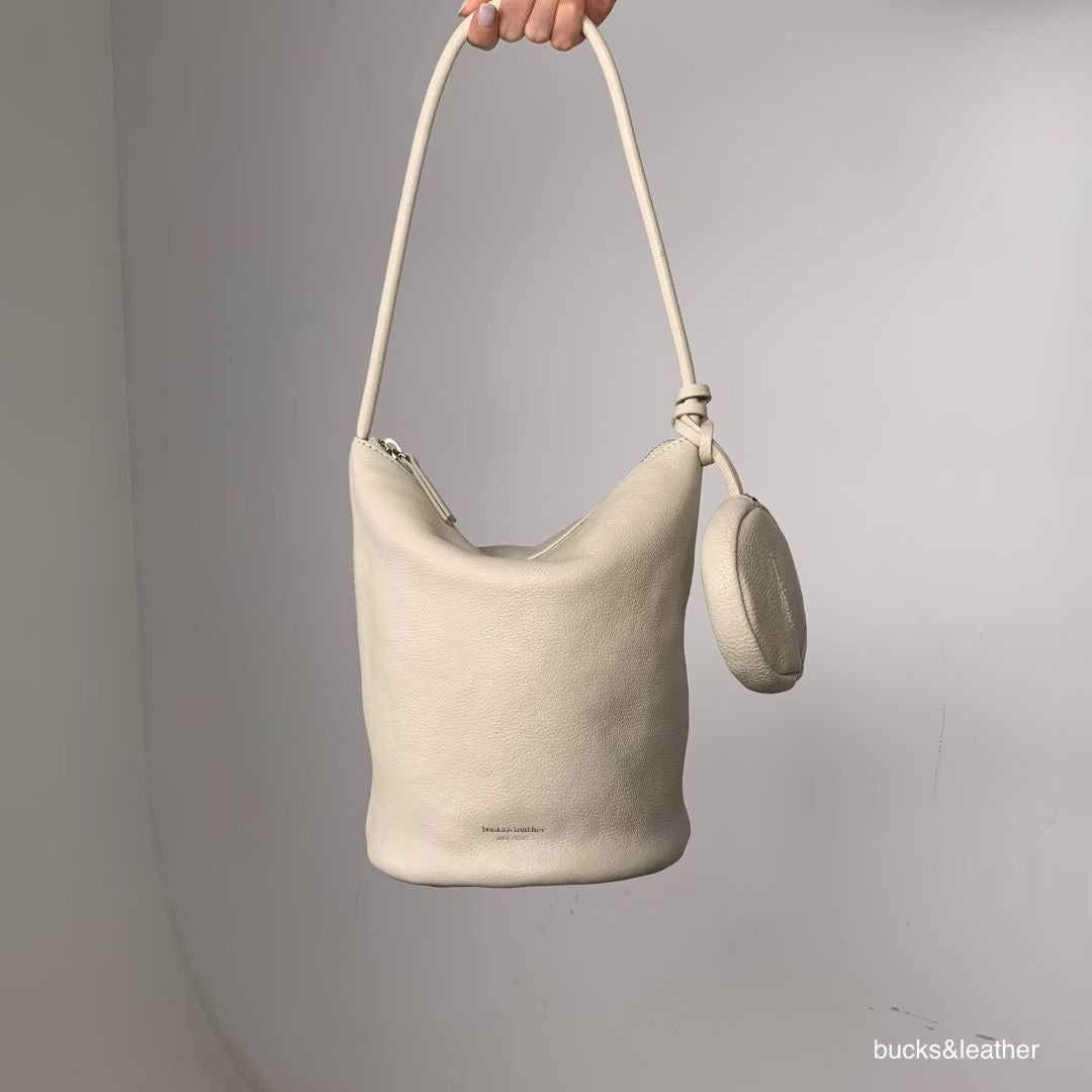 Bucks & Leather Classic Bucket bag