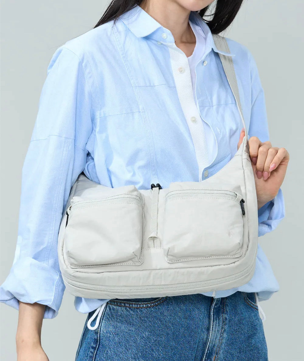 [Branden Safe Plus] Cross Bag | 隨身防盜可擴展斜孭袋
斜孭袋尺寸：寬32 / 高20-28 / 側寬8->擴大後15