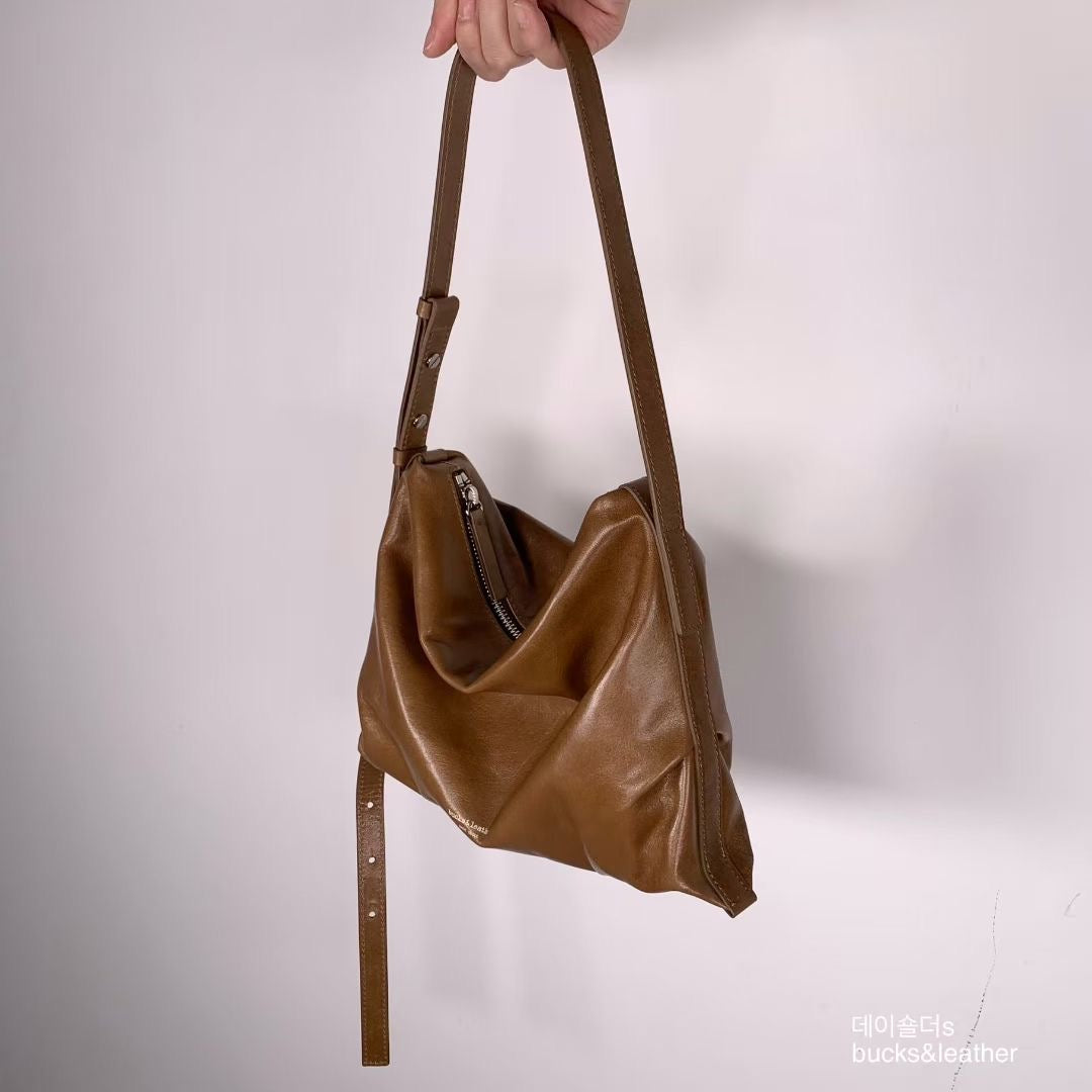 Bucks & Leather Causal-chic Shoulder & Crossbody Bag - Small