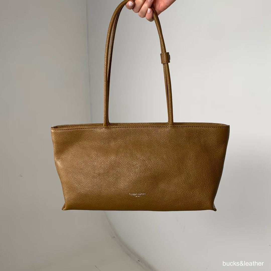 Bucks & Leather Rectangular Zipper Tote Bag (Underarm style)