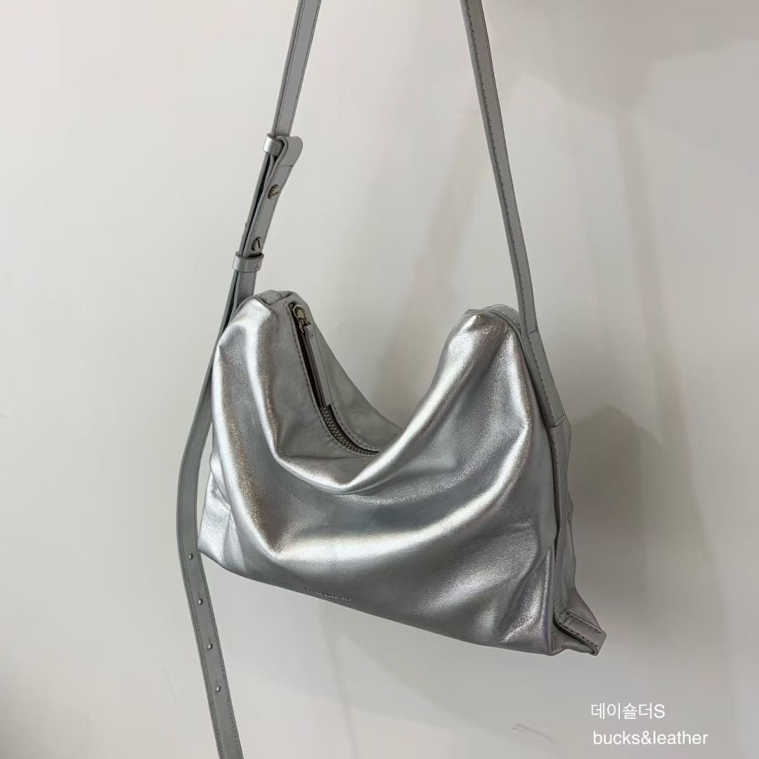 Bucks & Leather Causal-chic Shoulder & Crossbody Bag - Small