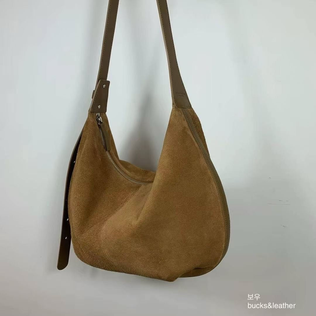 Bucks & Leather Large Dumpling bag